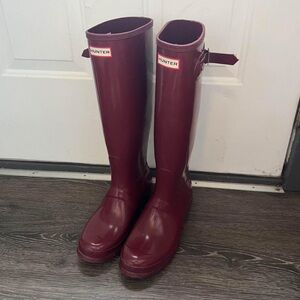 Hunter Tall Rainboots - Size 8